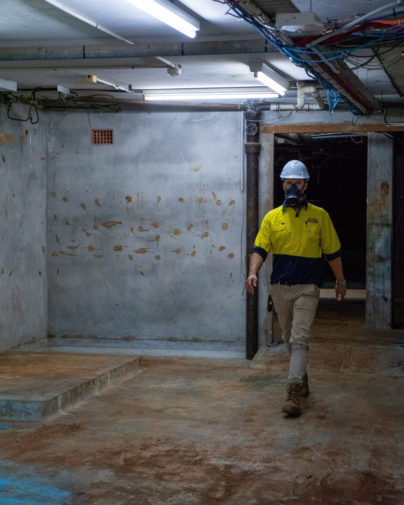 asbestos removal image gold coast